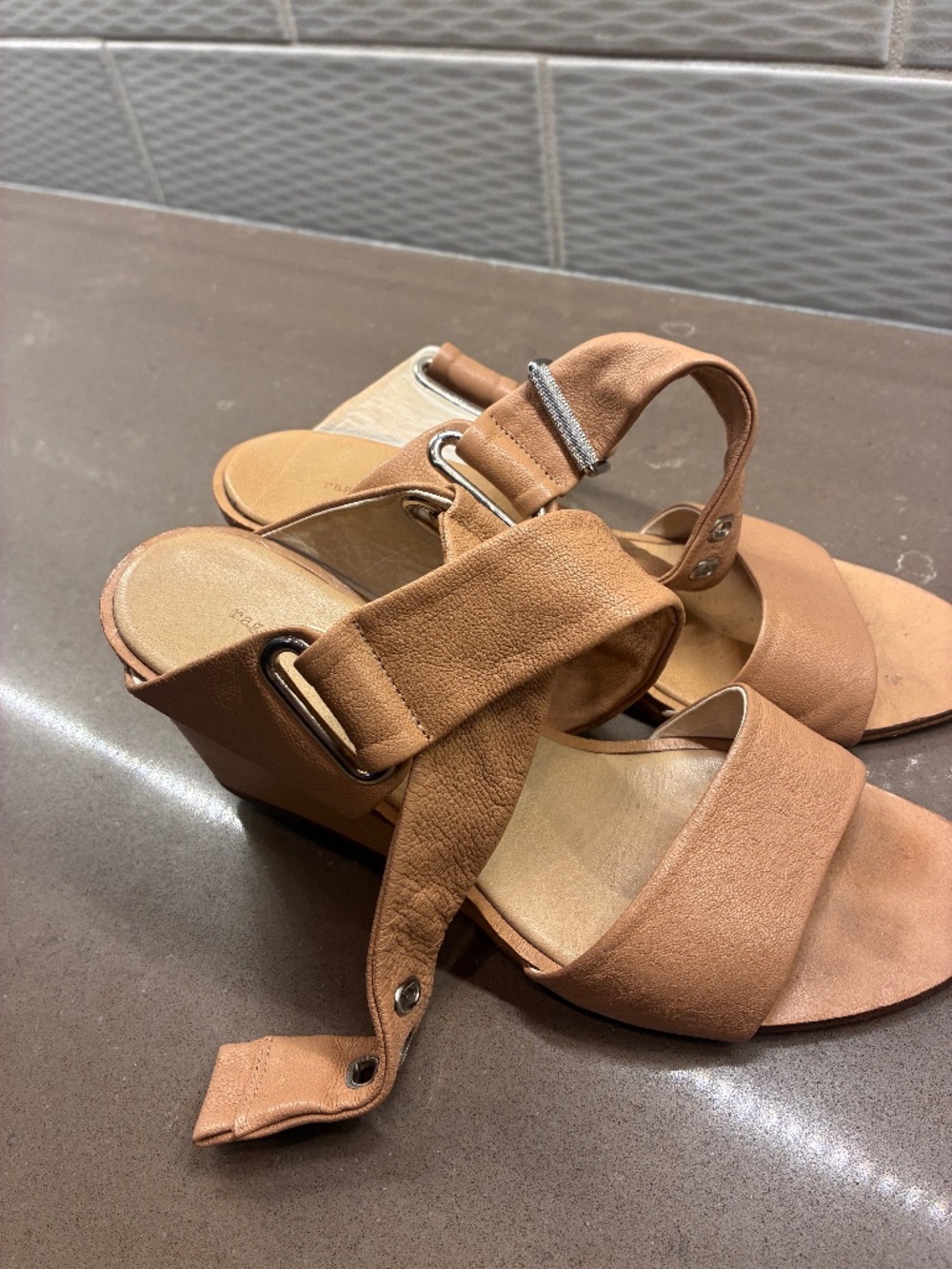 Rag&Bone tan leather wrap around ankle wedges size 37
